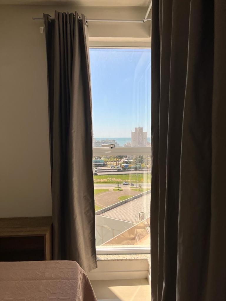 Apartamento A 380m Do Mar Itapema